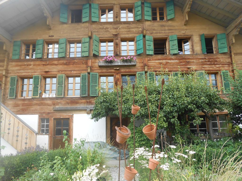 Terminus Reinisch Apartamento Frutigen Habitación foto